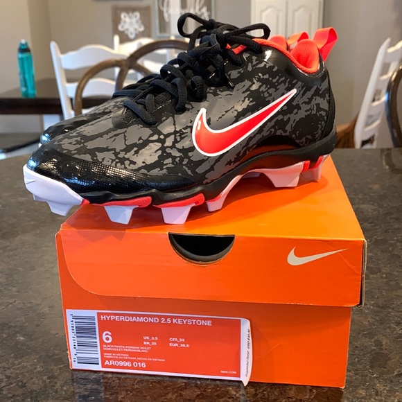 Nike | Shoes | Nike Hyperdiamond 25 